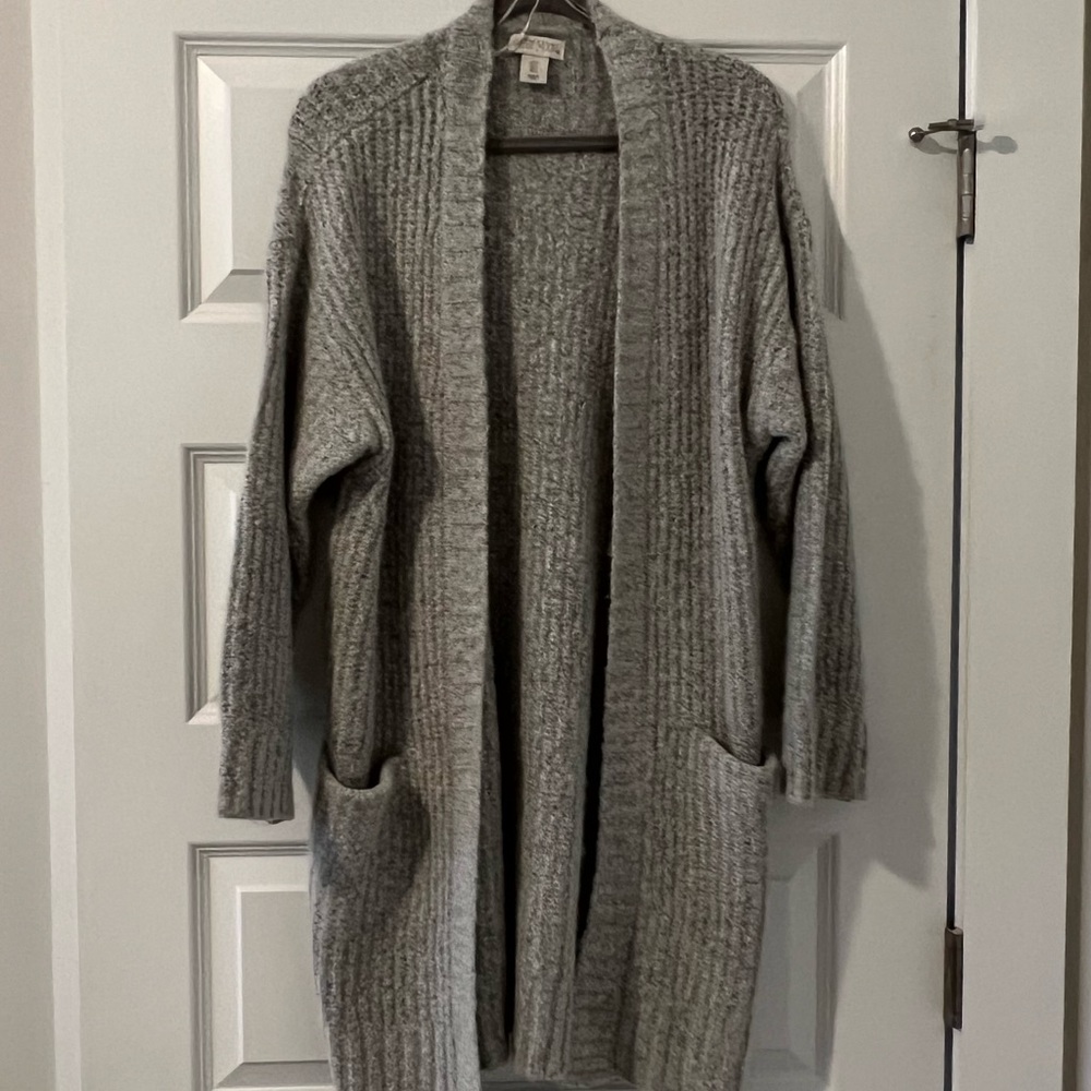 Gray Ribbed Cardigan